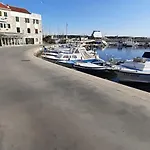 Pera Apartment Vodice