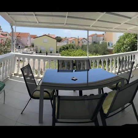 Villa Pera Apartments