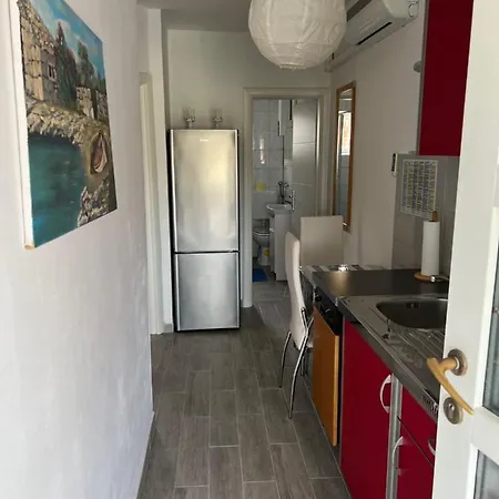 Villa Pera Apartments