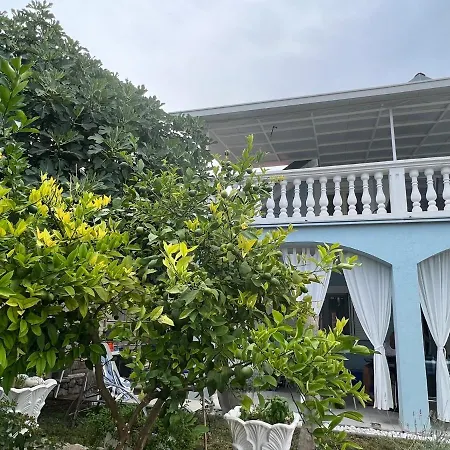 Villa Pera Apartments