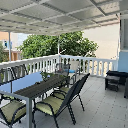 Villa Pera Apartments Lejlighed Vodice
