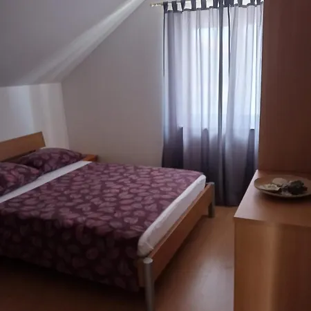 Villa Pera Apartments