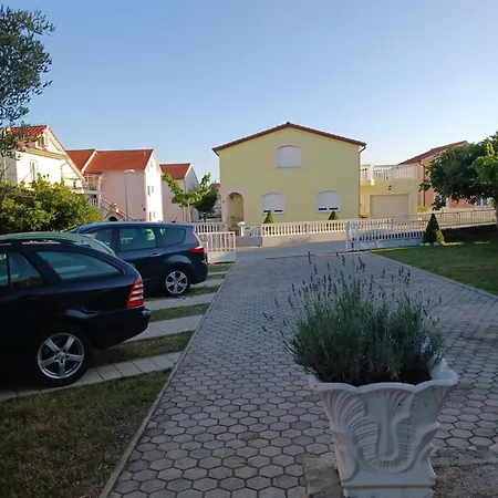 Villa Pera Apartments * Vodice