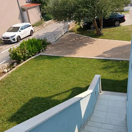 Villa Pera Apartments *